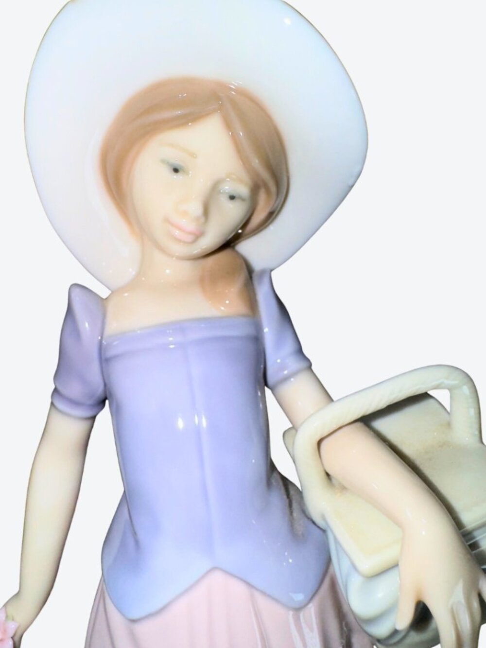 LLADRÓ 1997 November 15 Event Figurine Lady with Shopping Bag - Picture 3 of 9